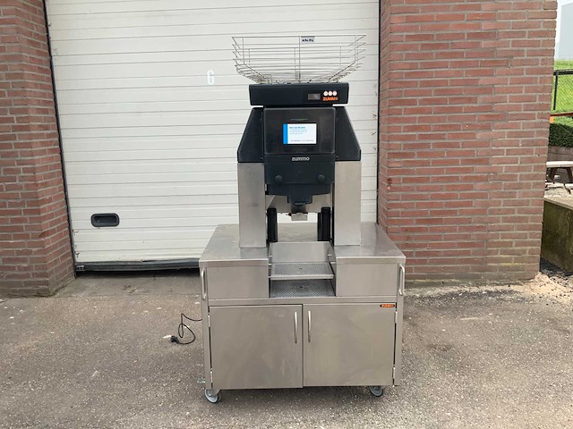 Zummo z40a sinaasappelpersmachine - 2024 - afbeelding 4 van  10