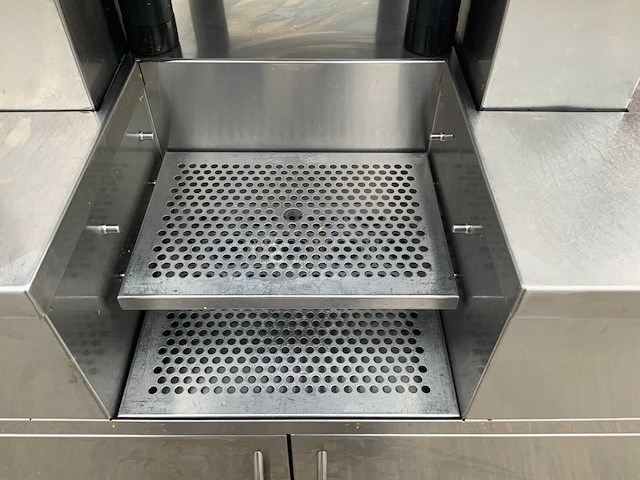 Zummo z40a sinaasappelpersmachine - 2024 - afbeelding 6 van  10