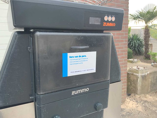 Zummo z40a sinaasappelpersmachine - 2024 - afbeelding 7 van  10