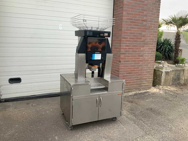 Zummo z40a sinaasappelpersmachine - 2025 - afbeelding 1 van  11