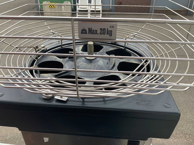Zummo z40a sinaasappelpersmachine - flessenrek - 2025 - afbeelding 4 van  14