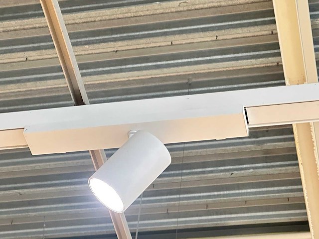 Zumtobel - winkelverlichting frame led - afbeelding 2 van  6