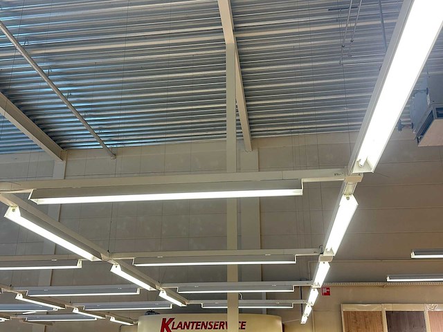 Zumtobel - winkelverlichting frame - afbeelding 4 van  6