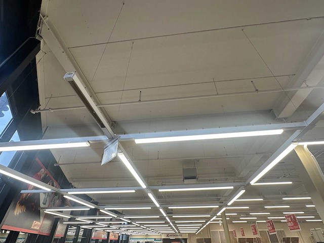 Zumtobel - winkelverlichting frame - afbeelding 2 van  7