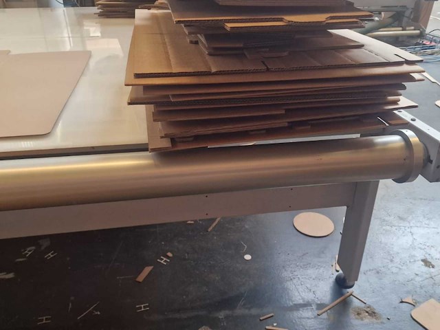 Zund 2008 2xl3000cv cnc-snijmachine - afbeelding 4 van  49