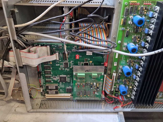 Zund 2008 2xl3000cv cnc-snijmachine - afbeelding 40 van  49