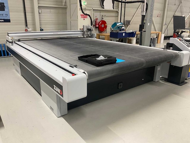 Zünd g3 xl-3200 cnc snijmachine - afbeelding 7 van  31