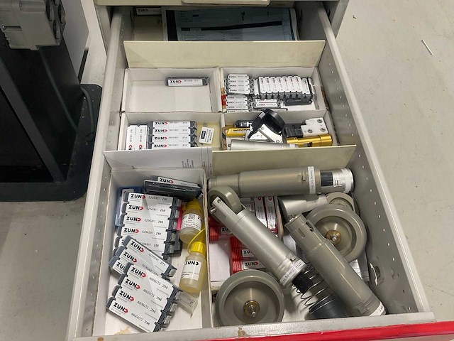 Zünd g3 xl-3200 cnc snijmachine - afbeelding 10 van  31