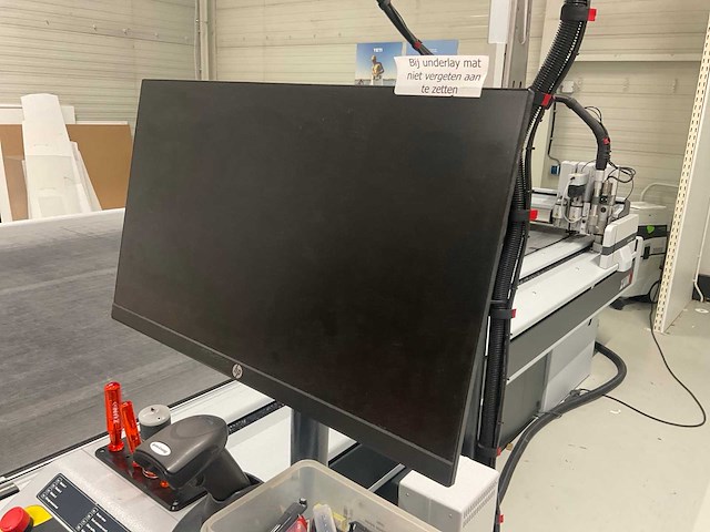 Zünd g3 xl-3200 cnc snijmachine - afbeelding 15 van  31