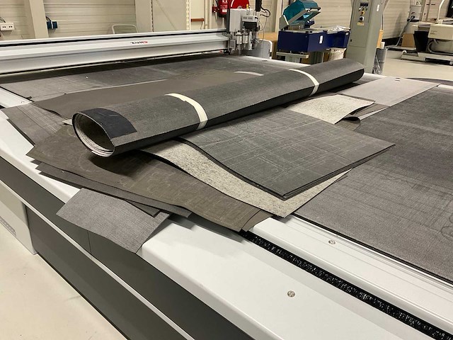 Zünd g3 xl-3200 cnc snijmachine - afbeelding 25 van  31