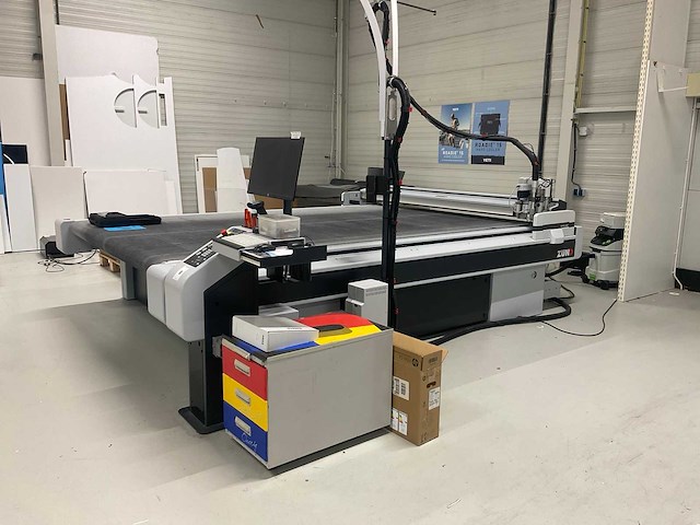 Zünd g3 xl-3200 cnc snijmachine - afbeelding 31 van  31