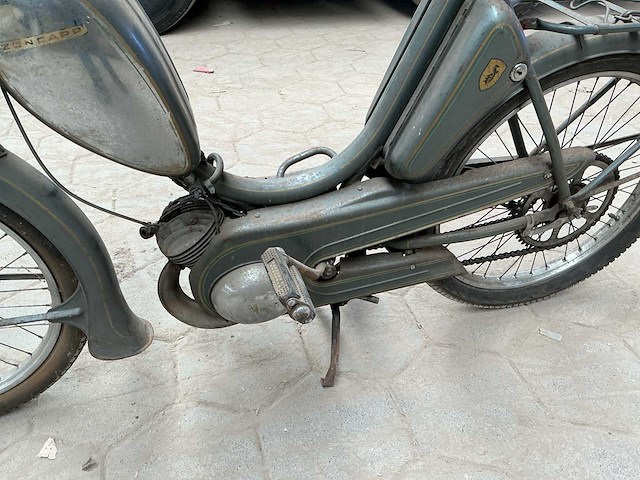 Zundapp oldtimer brommer - afbeelding 4 van  5