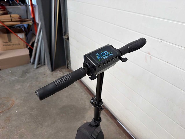 Zuotu st e-scooter - afbeelding 3 van  6