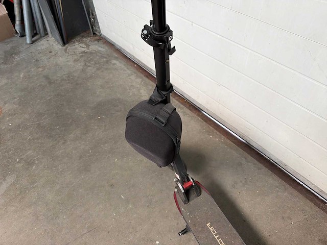 Zuotu st e-scooter - afbeelding 4 van  6