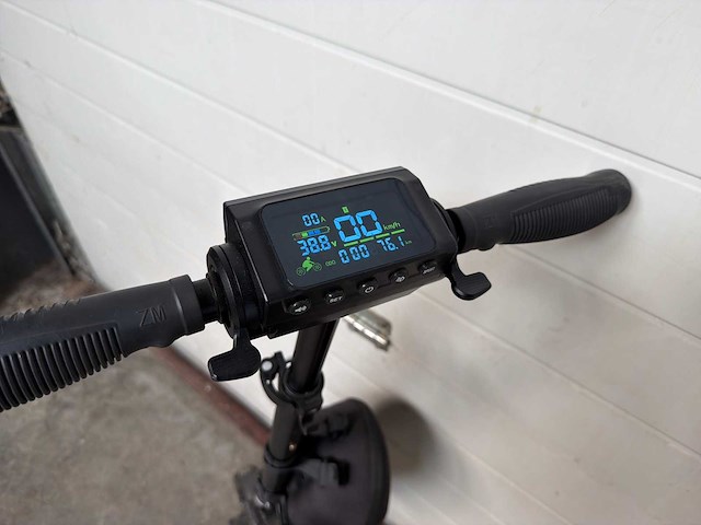 Zuotu st e-scooter - afbeelding 3 van  5