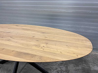 Zurich ovale eiken eetkamertafel - afbeelding 8 van  9