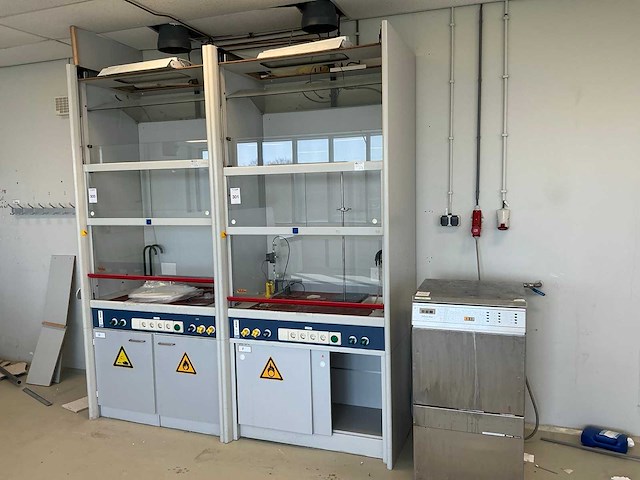 Zuurkast - afbeelding 1 van  6