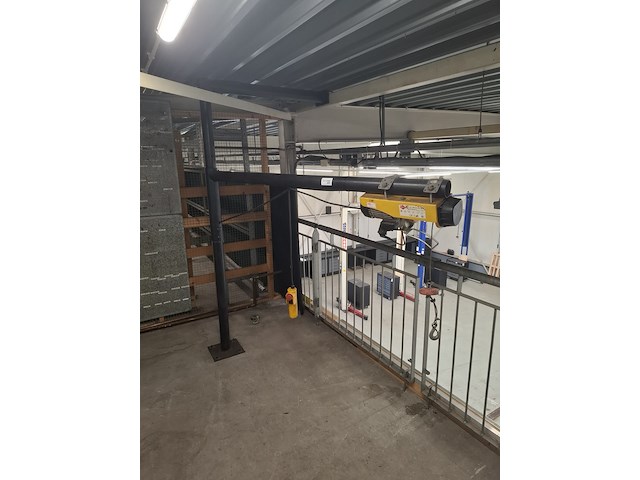 Zwaaiarm met takel - afbeelding 1 van  8