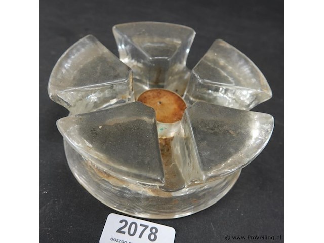 Zwaar dikglazen waxinelichthouder - afbeelding 3 van  5