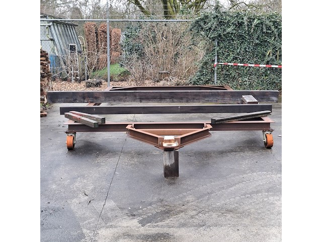 Zwaar materiaal transportwagen - afbeelding 1 van  7