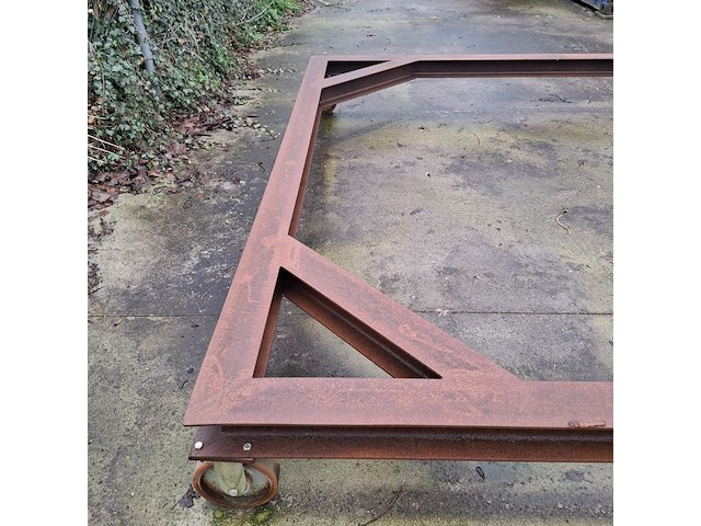 Zwaar materiaal transportwagen - afbeelding 5 van  7