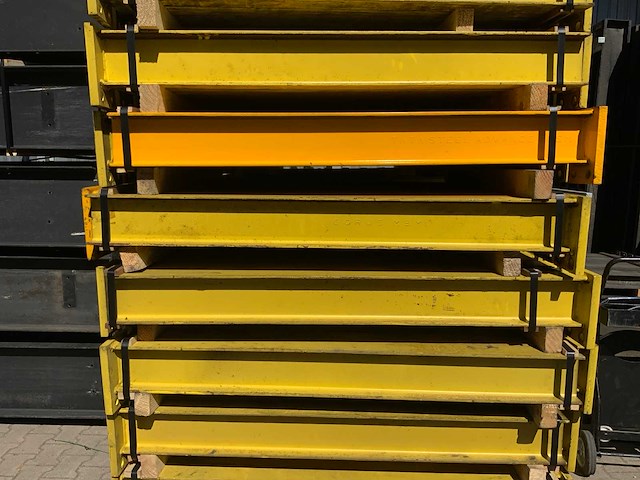 Zwaarlast dubbelzijdige draagarmstelling 8x64 - afbeelding 15 van  24