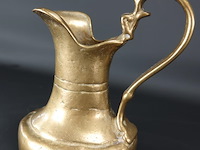 Zware antieke brons/messing schenkkan - afbeelding 4 van  5