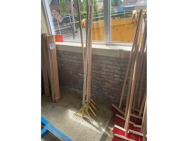Zware asfalt hark 14 tans tuingereedschap accessoire (5x) - afbeelding 1 van  2