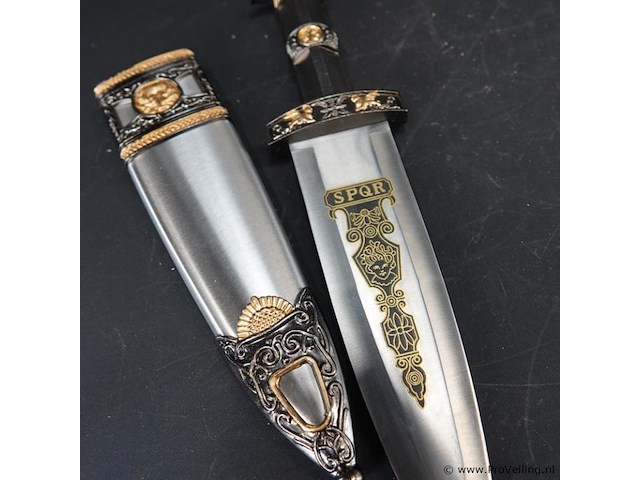 Zware metalen dolk met schede - afbeelding 4 van  5