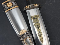 Zware metalen dolk met schede - afbeelding 4 van  5