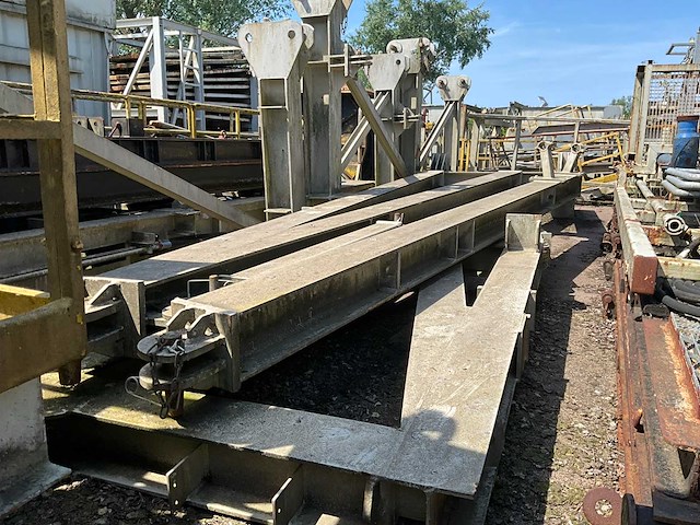 Zware platform gas & olie landboortoren t-61 - afbeelding 18 van  77