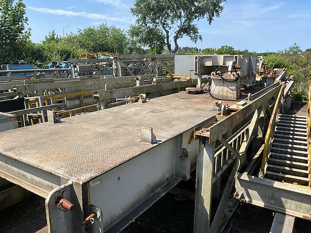 Zware platform gas & olie landboortoren t-61 - afbeelding 10 van  72