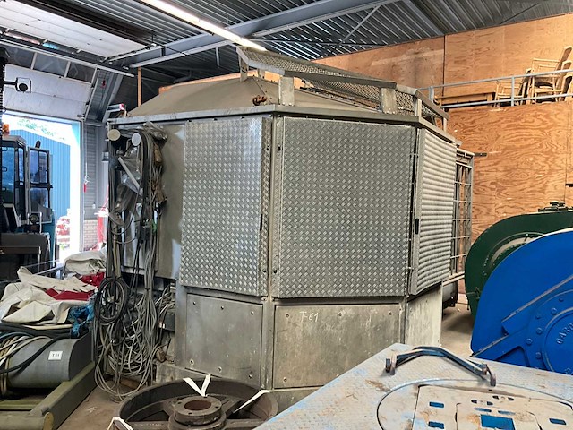 Zware platform gas & olie landboortoren t-61 - afbeelding 31 van  72