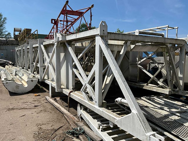 Zware platform gas & olie landboortoren t-61 - afbeelding 71 van  72
