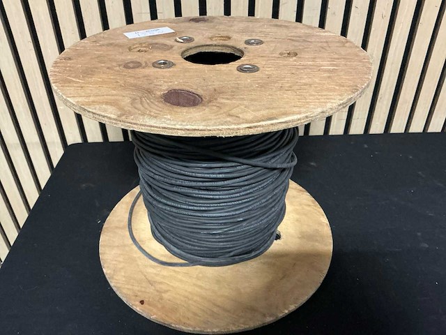 Zwart 4mm solar kabel 128m - afbeelding 1 van  2