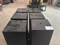 Zwart gelakte metalen sokkel/zuil/pilaar (6x) - afbeelding 4 van  4