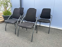 Zwart gestoffeerde buisframe vergaderstoel (5x) - afbeelding 2 van  3