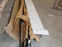 Zwart schuifdeursysteem met lengte 333 cm. - afbeelding 3 van  3