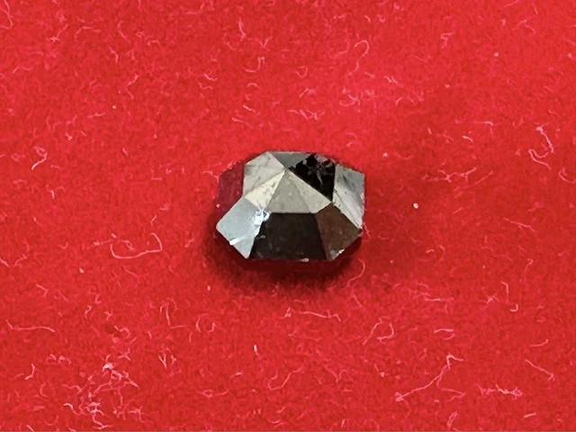 Zwarte diamant 3.10 ct - afbeelding 3 van  6