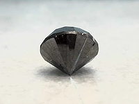 Zwarte diamant 3.66 ct - afbeelding 1 van  3