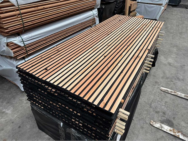 Zwarte kern douglas triple rhombus - 250 cm (40x) - afbeelding 5 van  7