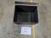 Zwarte kisten - afbeelding 3 van  5