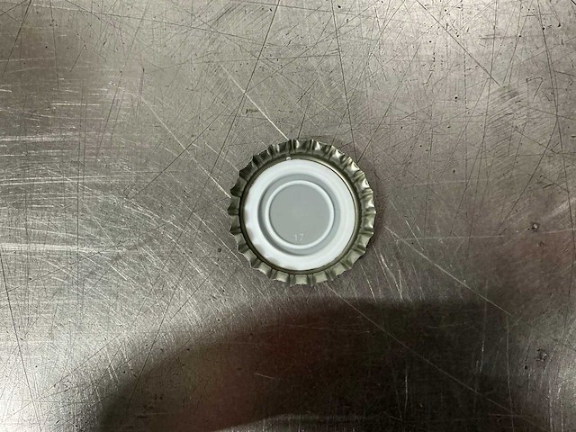 Zwarte kroonkurken 29mm (6500x) - afbeelding 2 van  4