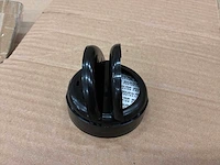 Zwarte kunststof strooidoppen (63 mm) (9600x) - afbeelding 2 van  4