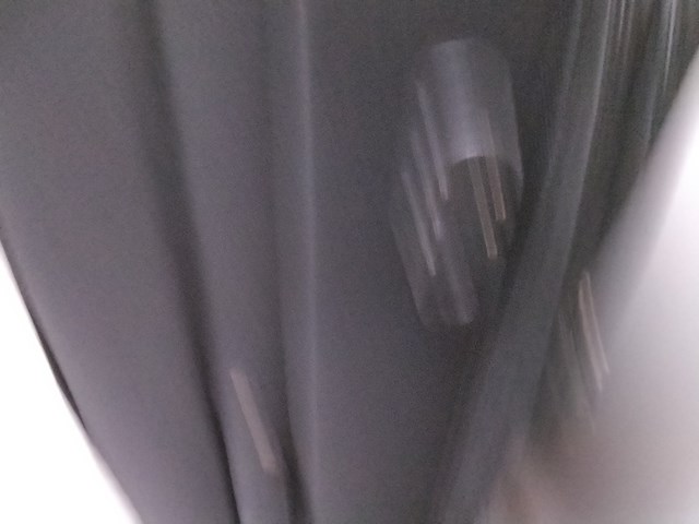 Zwarte stevige reiskoffer op wielen royalty rolles, zwart - afbeelding 4 van  7