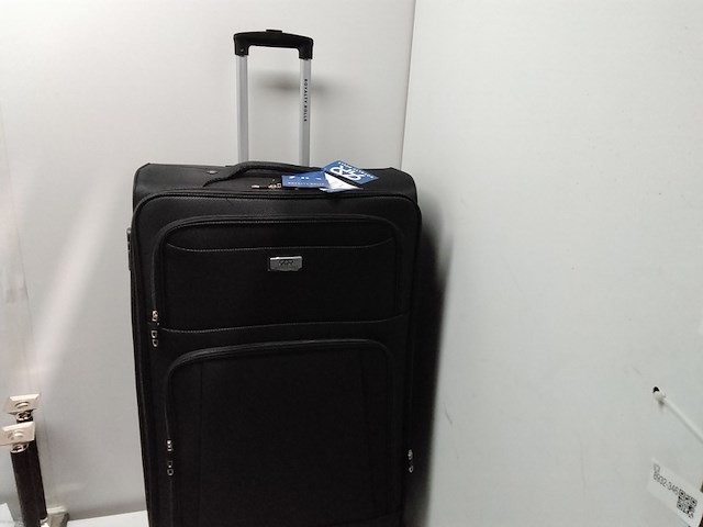 Zwarte stevige reiskoffer op wielen royalty rolles, zwart - afbeelding 1 van  7