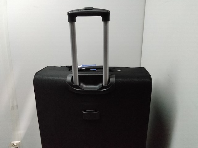 Zwarte stevige reiskoffer op wielen royalty rolles, zwart - afbeelding 6 van  7