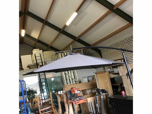 Zweef parasol - afbeelding 3 van  4