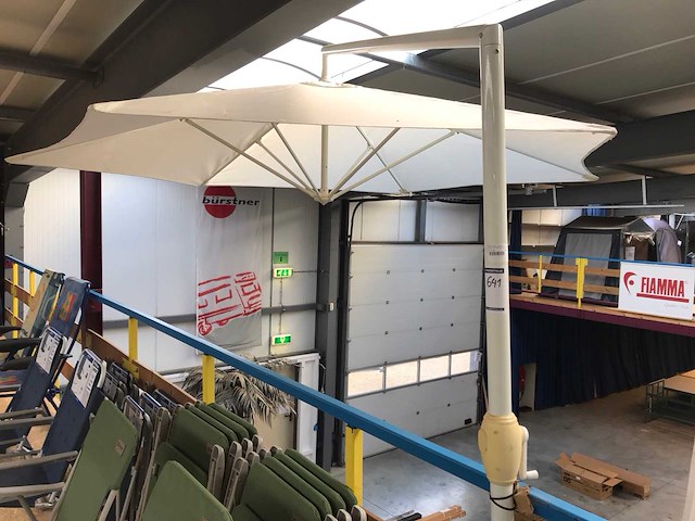 Zweefparasol alu + lier - afbeelding 2 van  3