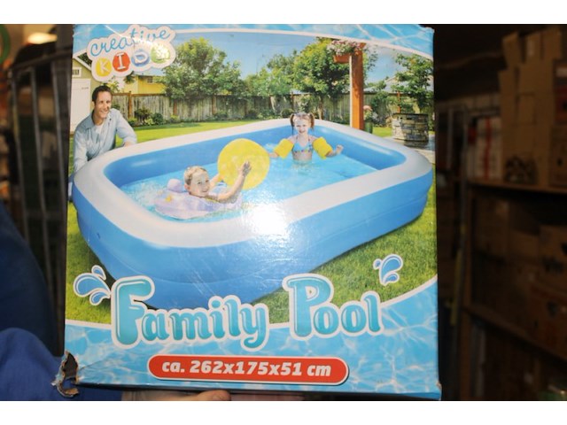 Zwembad family 1x doos kapot - afbeelding 1 van  3
